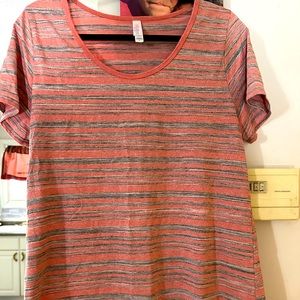 LuLaRoe L classic top never worn no tags